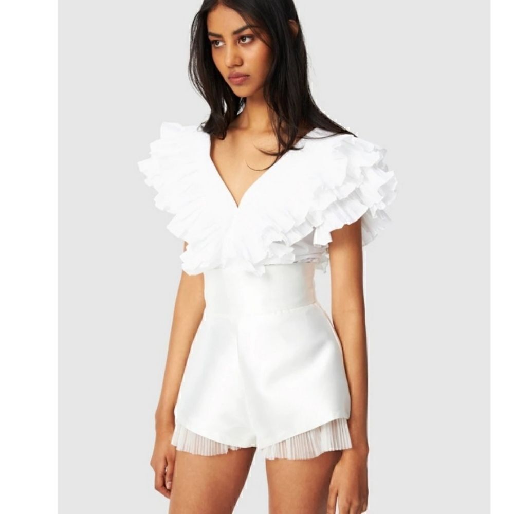 Par Violet V-neck Ruffle Peplum Top in White